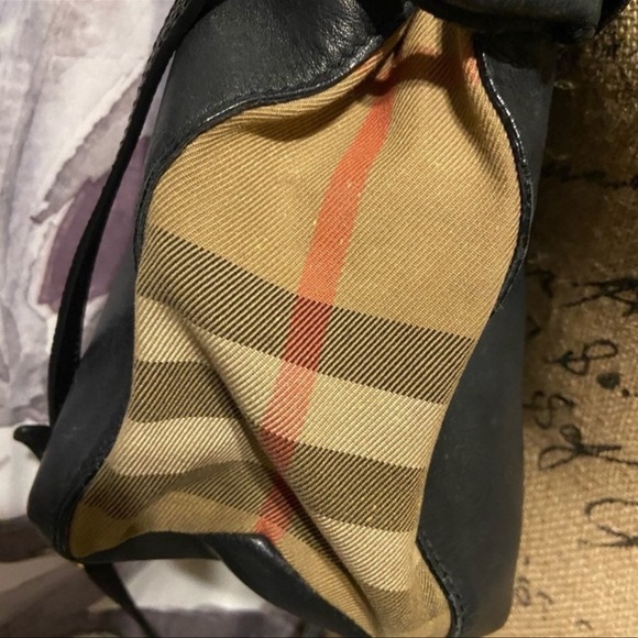 Burberry handbag bag medium size - Picture 6 of 10